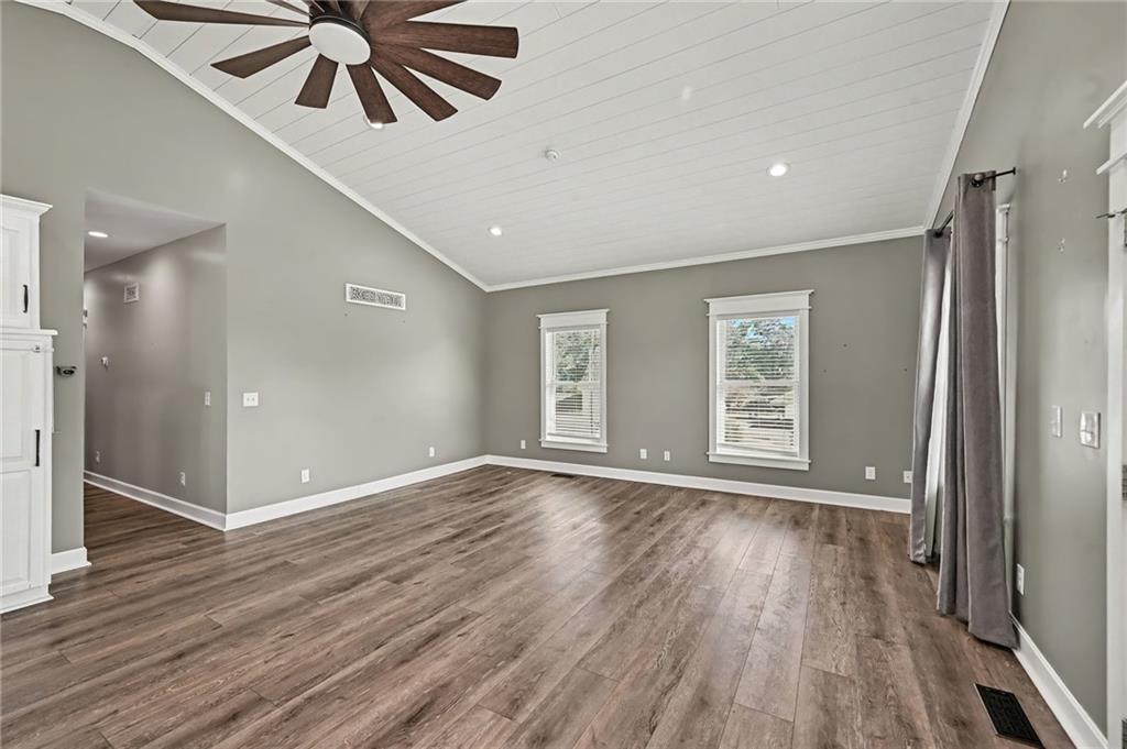 Photo 4 of Single family home for sale at 100 S 2nd Street, King City, MO 64463 | MLS# 2639048 | Listing updated on 2026-09-03
