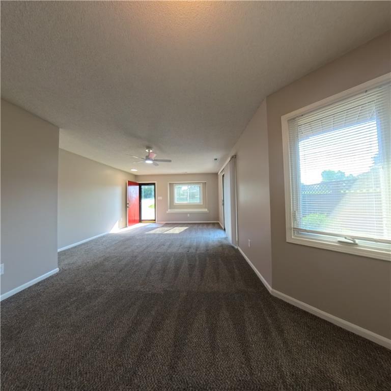 5th image of 4022 10Th Ave, Leavenworth, KS 66048 | MLS# 2639085
