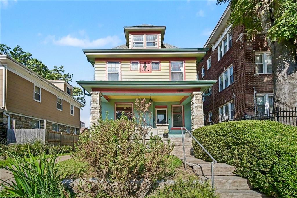 Photo 4 of Single family home for sale at 3422 Baltimore Ave, Kansas City, MO 64111 | MLS# 2639167 | Listing updated on 2026-09-04
