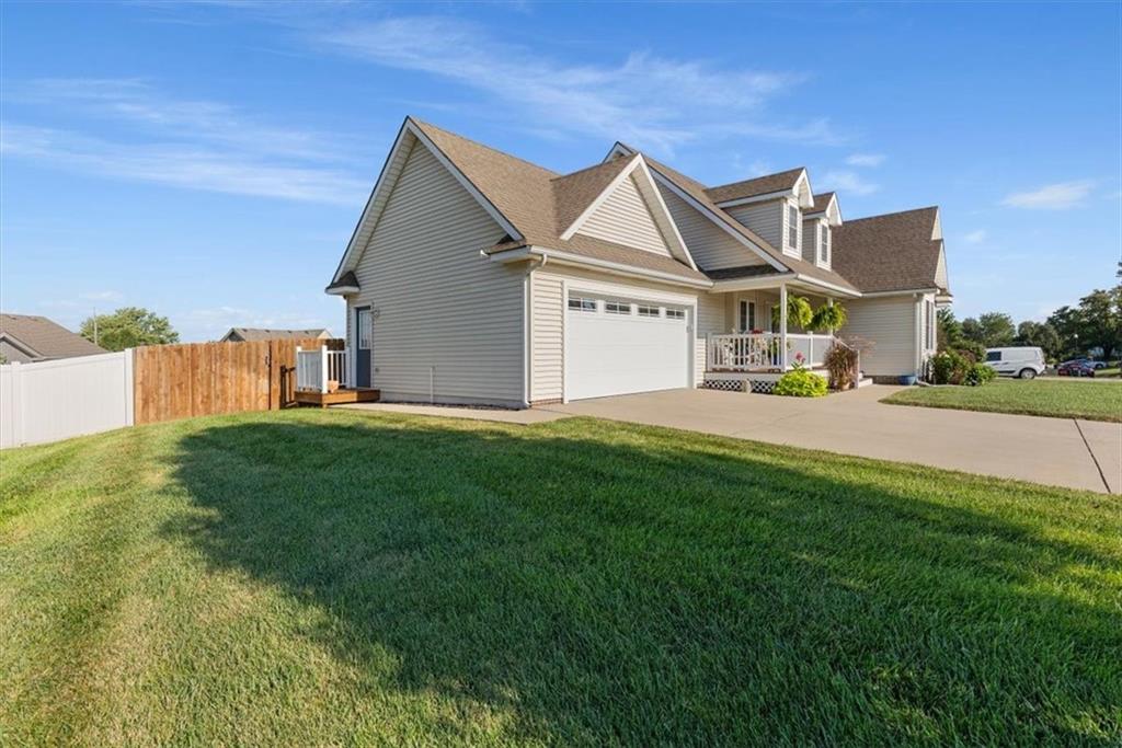 Photo 4 of Sale Pending at 414 Foxglove St, Excelsior Springs, MO 64024 | MLS# 2639323 | Listing updated on 2026-09-04