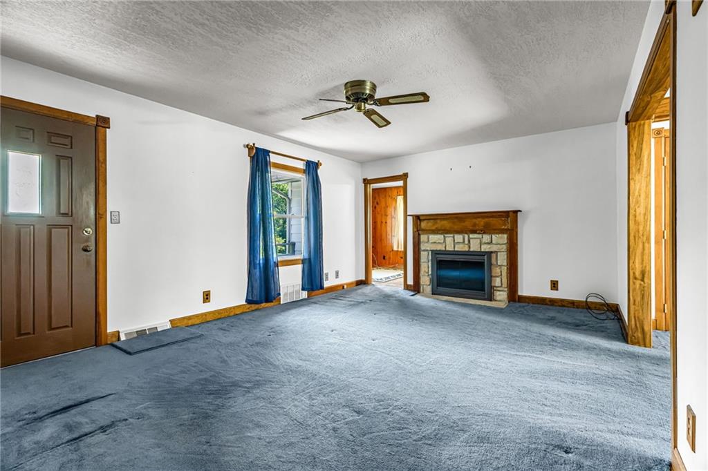 Photo 5 of Single family home for sale at 5530 N Spruce Ave, Kansas City, MO 64119 | MLS# 2639348 | Listing updated on 2026-09-04