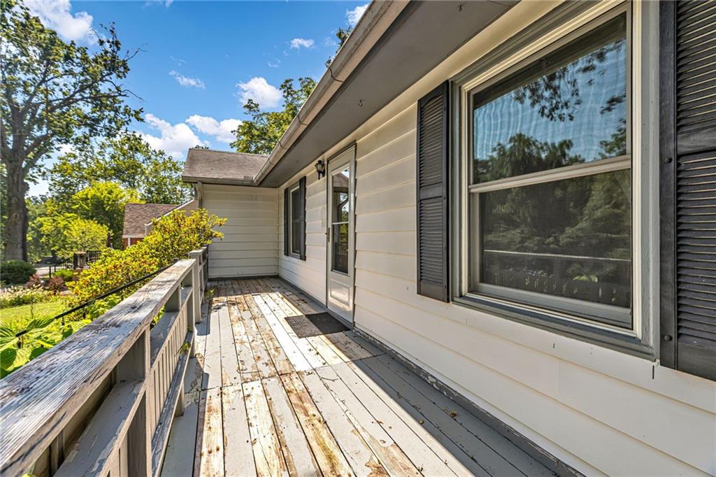Photo 3 of Single family home for sale at 5530 N Spruce Ave, Kansas City, MO 64119 | MLS# 2639348 | Listing updated on 2026-09-04