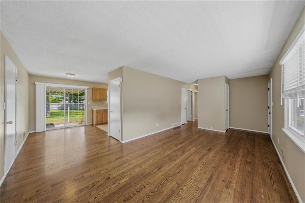 Photo 5 of Single family home for sale at 7315 Appleton Ave, Raytown, MO 64133 | MLS# 2639394 | Listing updated on 2026-09-04