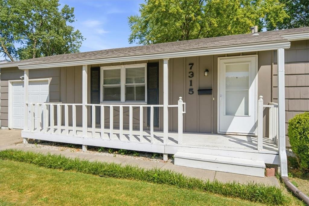 Photo 2 of Single family home for sale at 7315 Appleton Ave, Raytown, MO 64133 | MLS# 2639394 | Listing updated on 2026-09-04