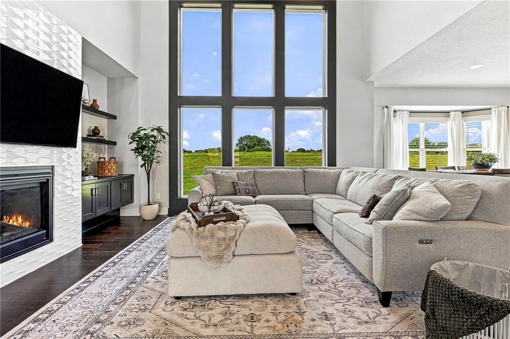 Photo 5 of Single family home for sale at 10514 N Hawthorne Ave, Kansas City, MO 64157 | MLS# 2639423 | Listing updated on 2026-09-05
