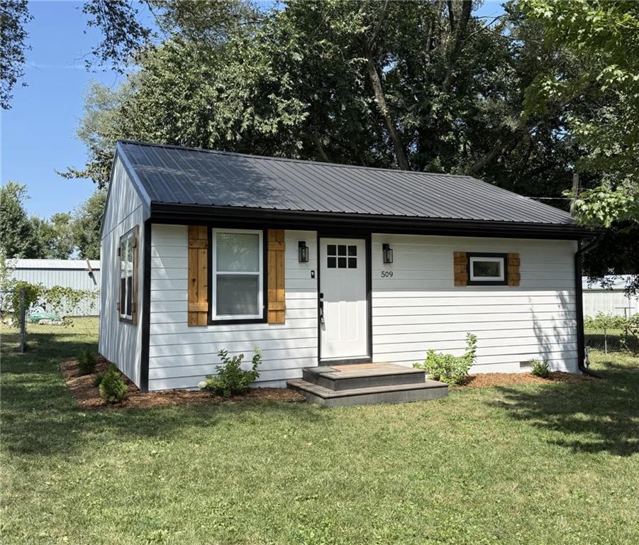 Photo 2 of Single family home for sale at 509 E 3rd Street, Lawson, MO 64062 | MLS# 2639611 | Listing updated on 2026-09-03