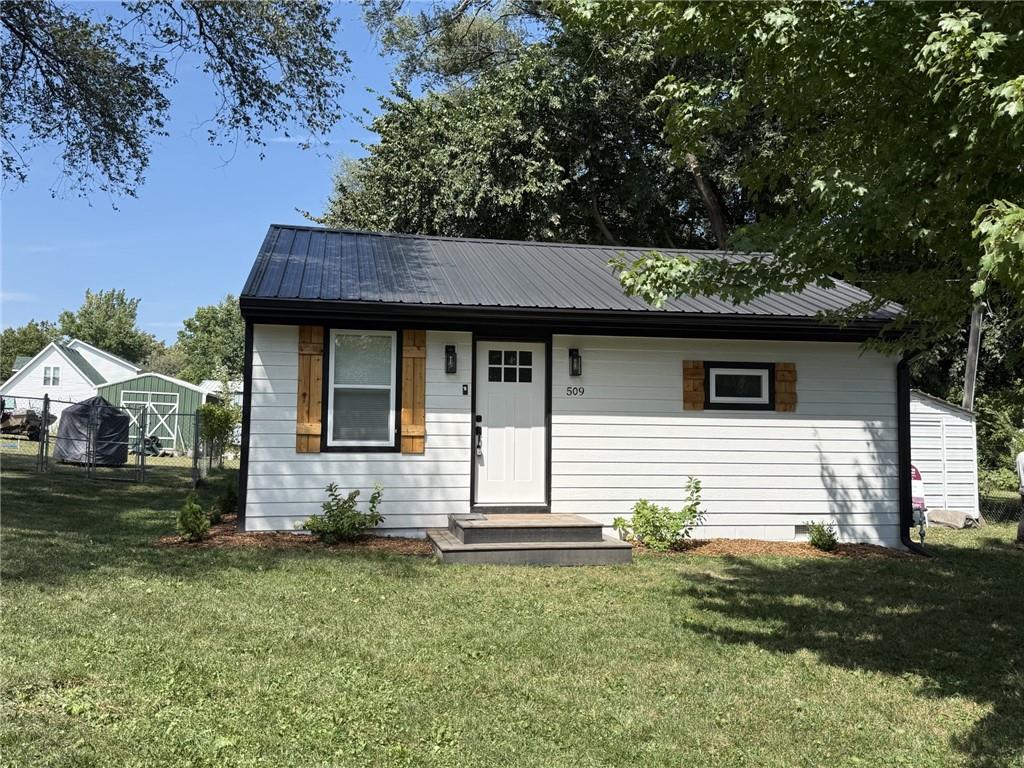 Photo 1 of Single family home for sale at 509 E 3rd Street, Lawson, MO 64062 | MLS# 2639611 | Listing updated on 2026-09-03