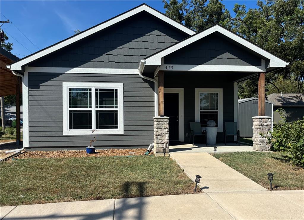 3rd image of 413 E 2nd Street, Ottawa, KS 66067 | MLS# 2639709