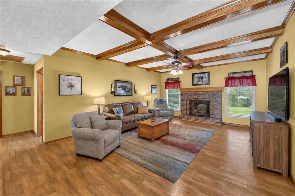 Photo 5 of Single family home for sale at 14318 Kimberly Dr, Excelsior Springs, MO 64024 | MLS# 2639764 | Listing updated on 2026-09-03