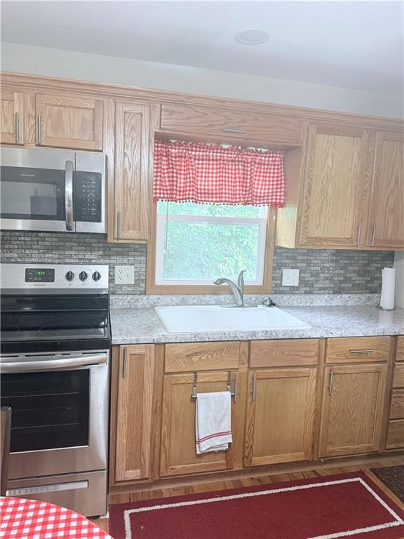 Photo 4 of Single family home for sale at 2504 Shirley Dr, Saint Joseph, MO 64503 | MLS# 2639808 | Listing updated on 2026-09-05