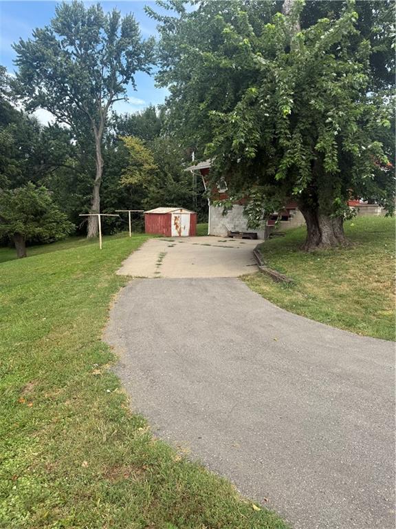 Photo 11 of Single family home for sale at 2504 Shirley Dr, Saint Joseph, MO 64503 | MLS# 2639808 | Listing updated on 2026-09-05