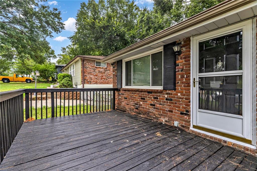Photo 2 of Sale Pending at 4024 N Spruce Ave, Kansas City, MO 64117 | MLS# 2639909 | Listing updated on 2026-09-05