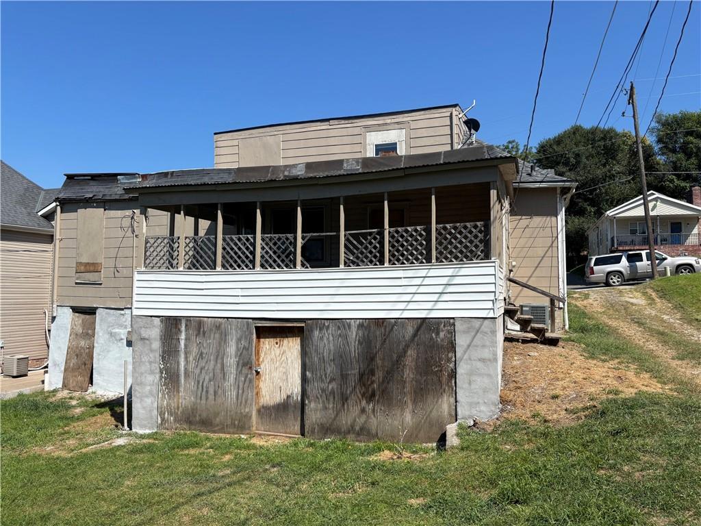 Photo 4 of Single family home for sale at 5106 Barbara St, Saint Joseph, MO 64504 | MLS# 2639950 | Listing updated on 2026-09-02
