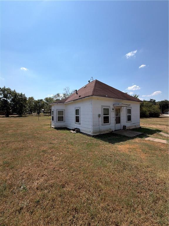 2nd image of 211 Charles St, Humboldt, KS 66748 | MLS# 2639951