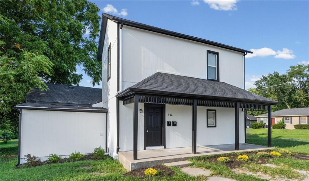 Photo 2 of Multi family home for sale at 106 E Buchanan St, Richmond, MO 64085 | MLS# 2640017 | Listing updated on 2026-09-02
