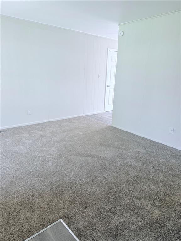 Photo 3 of Single family home for sale at 3303 Sioux Ln, Saint Joseph, MO 64503 | MLS# 2640019 | Listing updated on 2026-09-02
