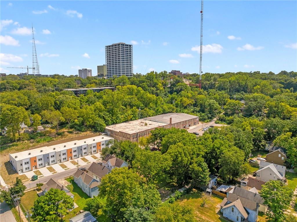 Photo 31 of Single family home for sale at 2920 Belleview Ave, Kansas City, MO 64108 | MLS# 2640117 | Listing updated on 2026-09-05