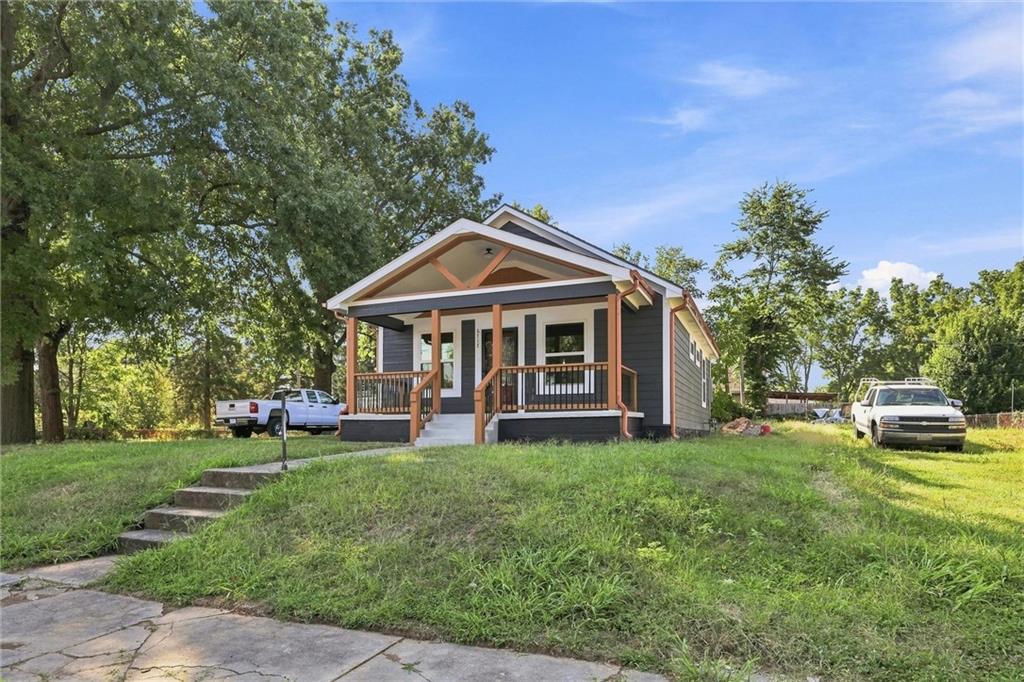 Photo 3 of Single family home for sale at 6717 E 18th Street, Kansas City, MO 64126 | MLS# 2640167 | Listing updated on 2026-09-04