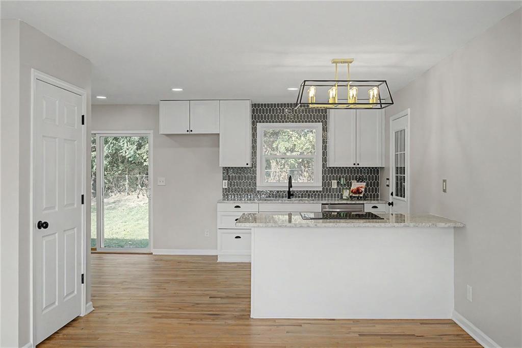 Photo 4 of Single family home for sale at 6732 N Madison Ave, Kansas City, MO 64118 | MLS# 2640235 | Listing updated on 2026-09-03