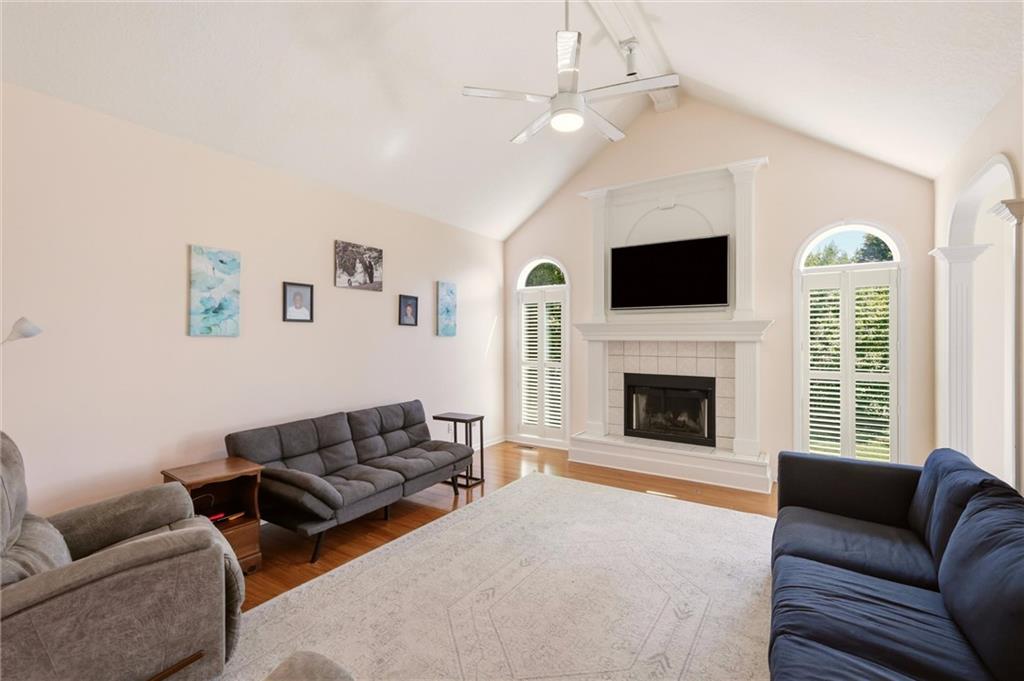Photo 4 of Single family home for sale at 11305 N Holly St, Kansas City, MO 64155 | MLS# 2640263 | Listing updated on 2026-09-04