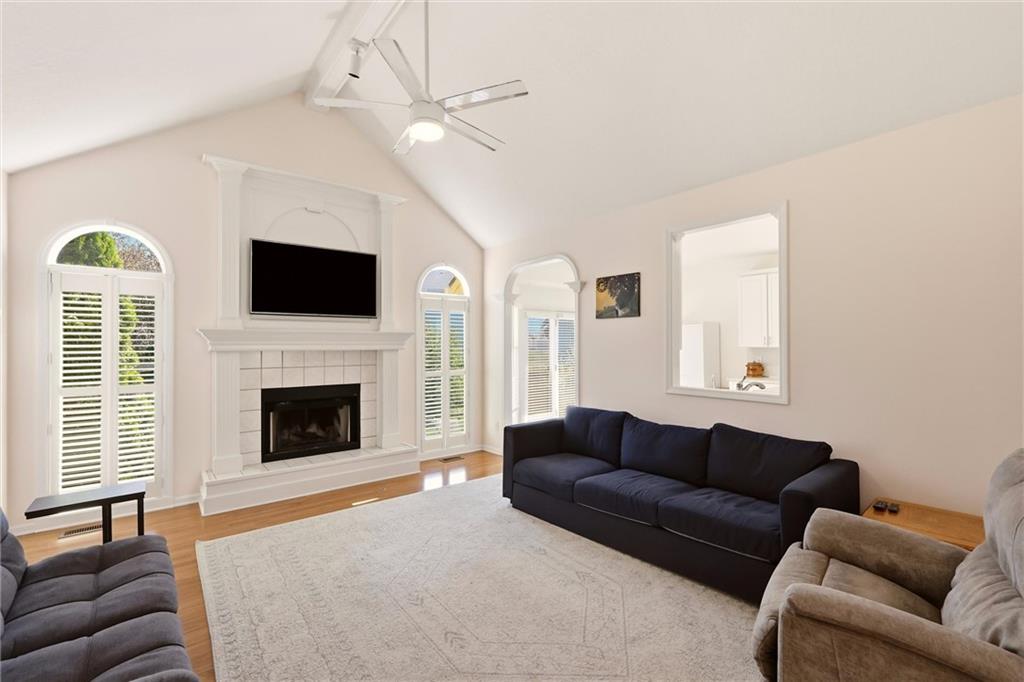 Photo 5 of Single family home for sale at 11305 N Holly St, Kansas City, MO 64155 | MLS# 2640263 | Listing updated on 2026-09-04