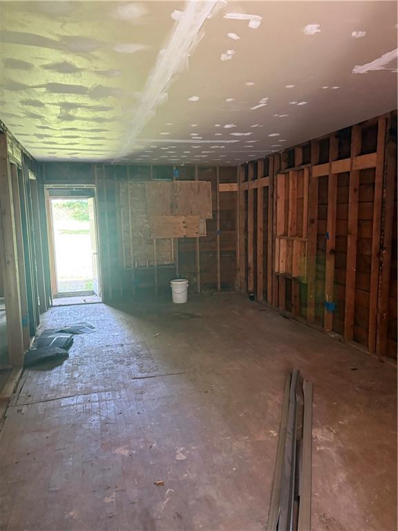 Photo 5 of Single family home for sale at 3717 N Brighton Ave, Kansas City, MO 64117 | MLS# 2640293 | Listing updated on 2026-09-05