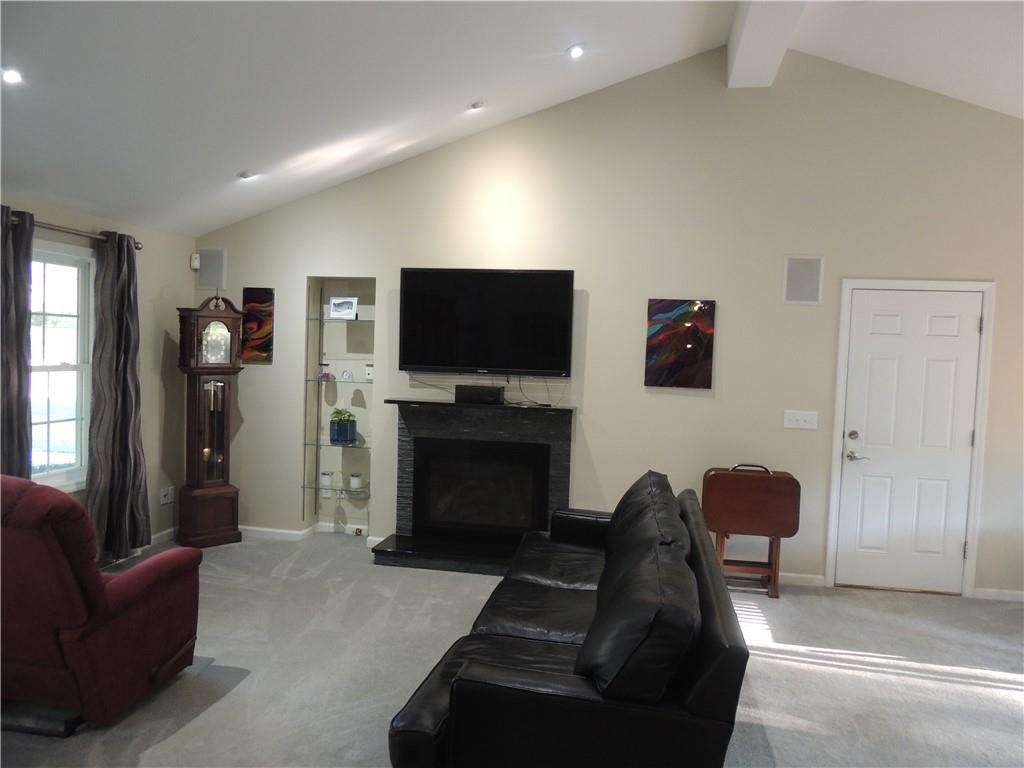 Photo 4 of Single family home for sale at 8703 Belleview Ave, Kansas City, MO 64114 | MLS# 2640305 | Listing updated on 2026-09-04