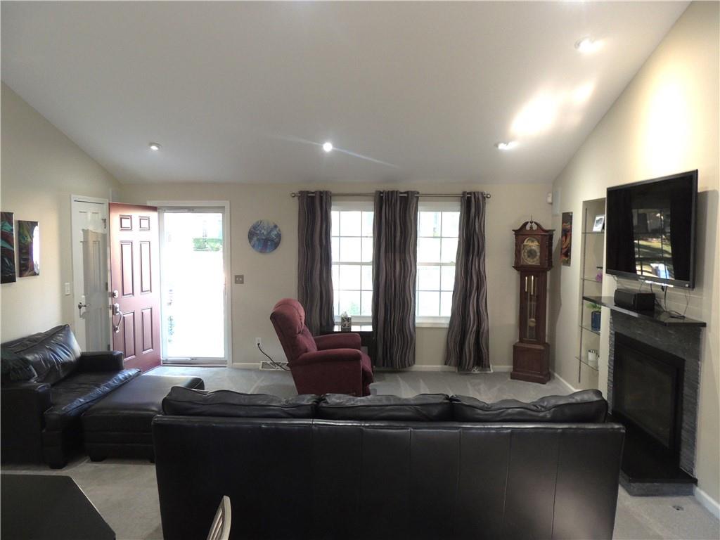 Photo 5 of Single family home for sale at 8703 Belleview Ave, Kansas City, MO 64114 | MLS# 2640305 | Listing updated on 2026-09-04