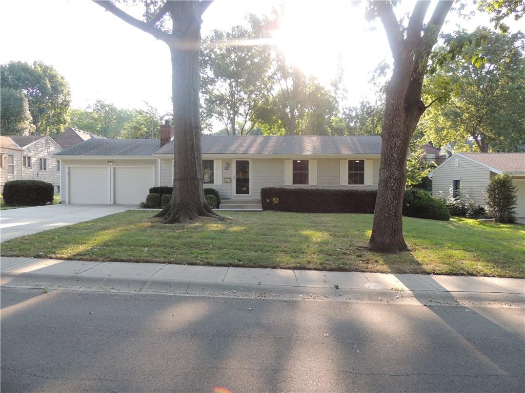 Photo 3 of Single family home for sale at 8703 Belleview Ave, Kansas City, MO 64114 | MLS# 2640305 | Listing updated on 2026-09-04