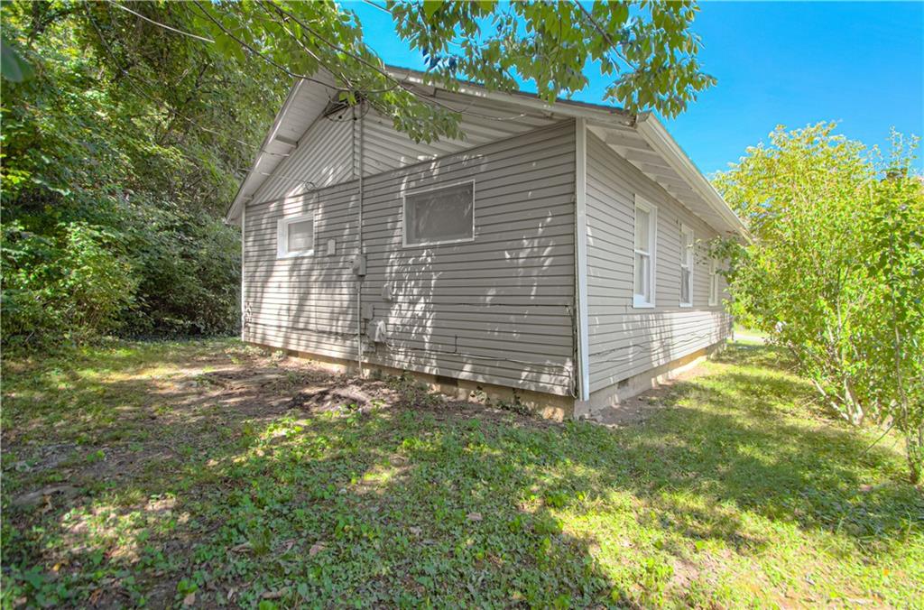 Photo 26 of Single family home for sale at 4319 Towers Rd, Kansas City, MO 64130 | MLS# 2640359 | Listing updated on 2026-09-05