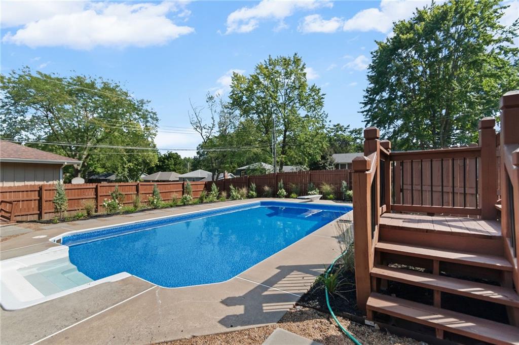 Photo 4 of Single family home for sale at 5813 Sterling Ave, Raytown, MO 64133 | MLS# 2640372 | Listing updated on 2026-09-04