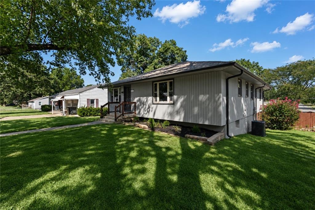 Photo 2 of Single family home for sale at 5813 Sterling Ave, Raytown, MO 64133 | MLS# 2640372 | Listing updated on 2026-09-04