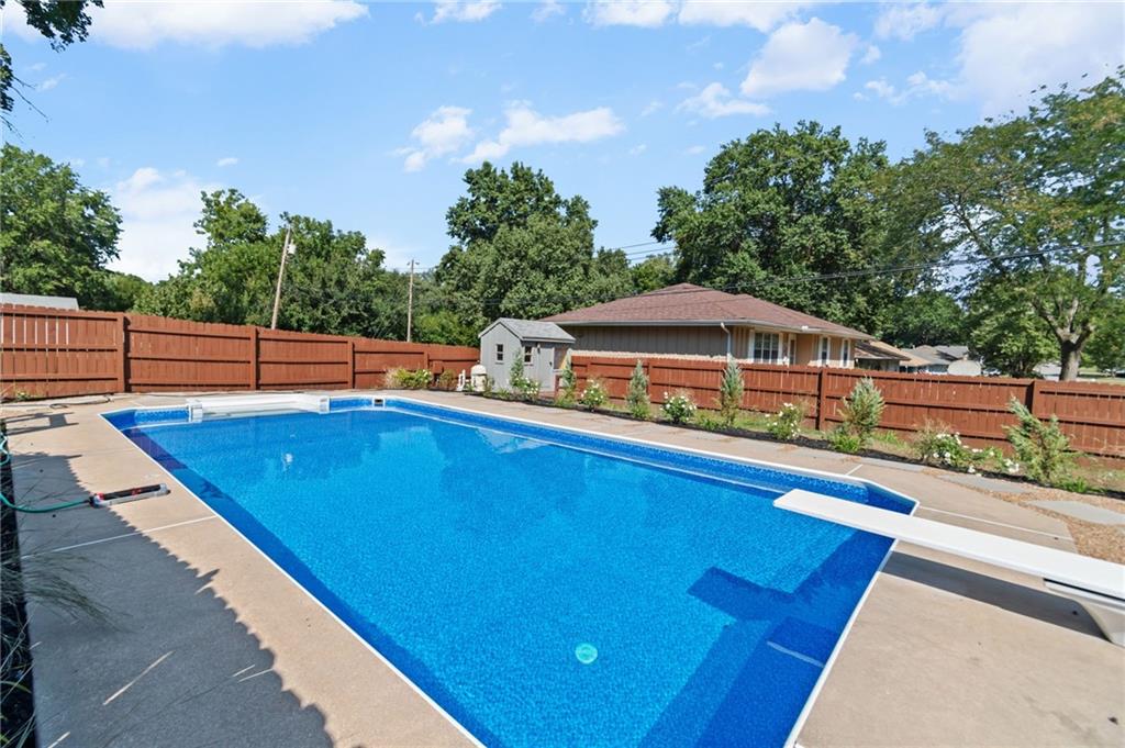 Photo 34 of Single family home for sale at 5813 Sterling Ave, Raytown, MO 64133 | MLS# 2640372 | Listing updated on 2026-09-04