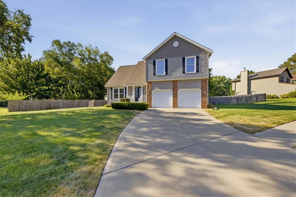 Photo 2 of Single family home for sale at 10232 Tracy Ave, Kansas City, MO 64155 | MLS# 2640404 | Listing updated on 2026-09-05