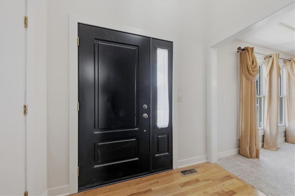 Photo 4 of Single family home for sale at 10232 Tracy Ave, Kansas City, MO 64155 | MLS# 2640404 | Listing updated on 2026-09-05