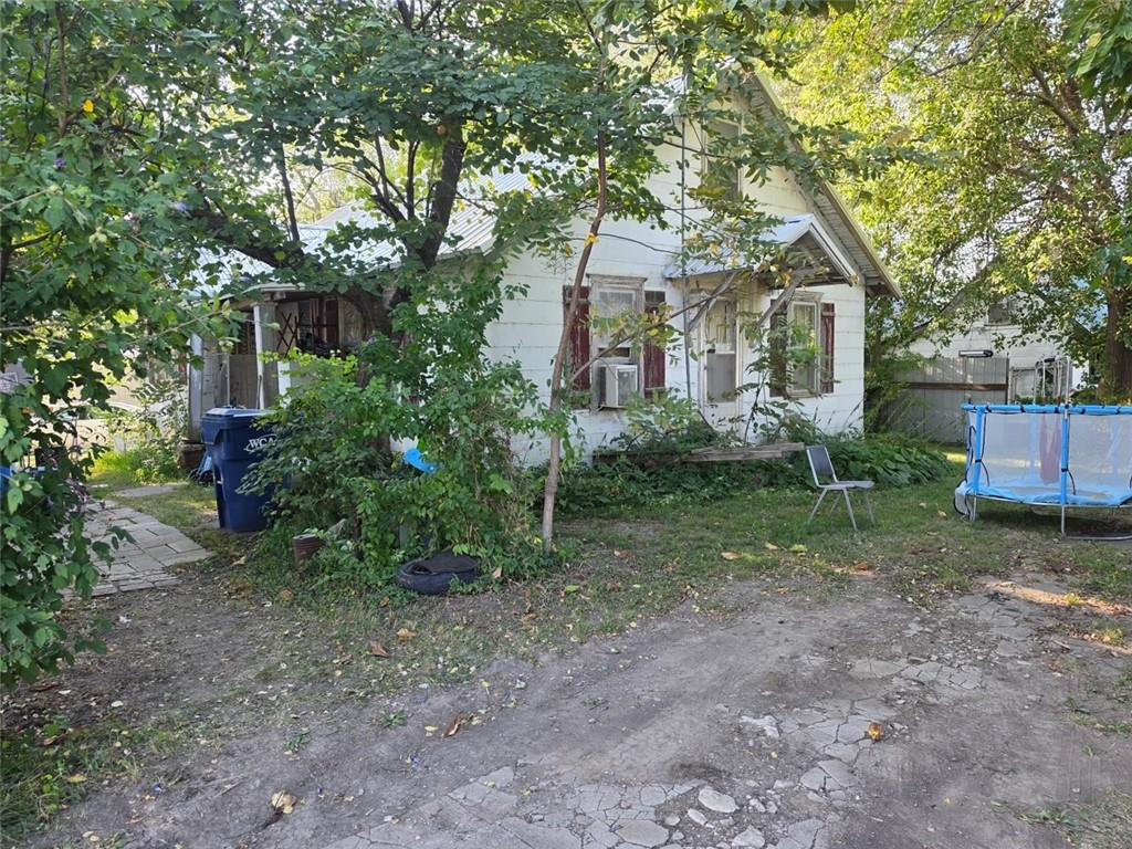 Photo 3 of Single family home for sale at 115 N Franklin St, Kingston, MO 64650 | MLS# 2640418 | Listing updated on 2026-09-05
