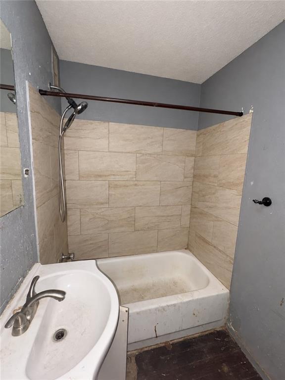 Photo 8 of Single family home for sale at 518 Blue Ridge Blvd, Kansas City, MO 64125 | MLS# 2640453 | Listing updated on 2026-09-05