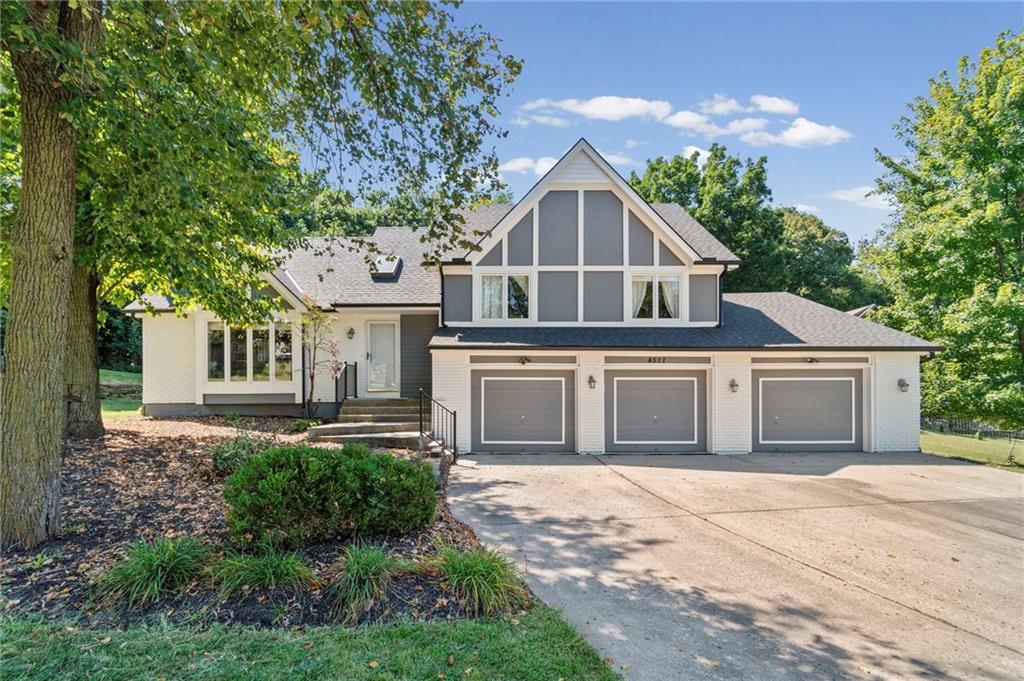 Photo 1 of Sale Pending at 4511 Nw Apache Dr, Riverside, MO 64150 | MLS# 2640559 | Listing updated on 2026-09-06