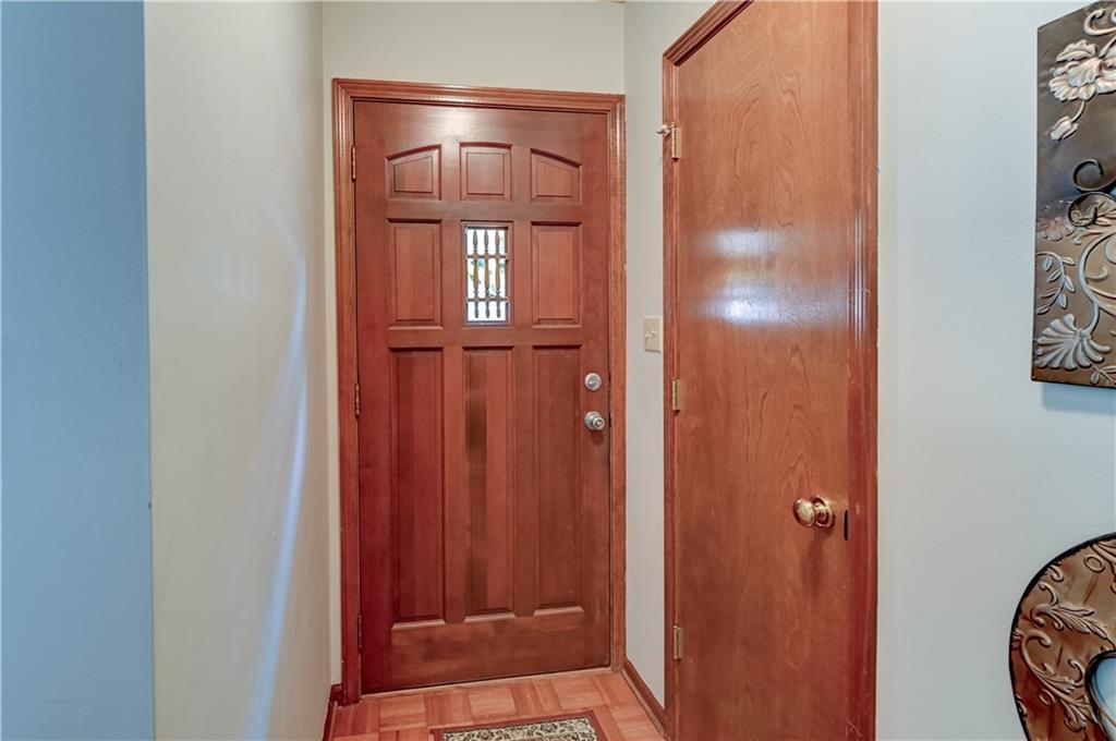 Photo 5 of House for sale at 6206 Ash Ct, Raytown, MO 64133 | MLS# 2640616 | Listing updated on 2026-09-05