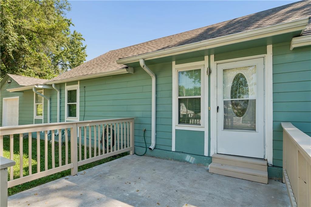 Photo 4 of Single family home for sale at 3219 Donnelly Ave, Kansas City, MO 64129 | MLS# 2640714 | Listing updated on 2026-09-05