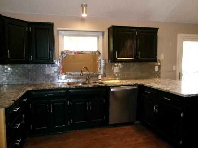Photo 3 of Single family home for sale at 10507 N Central St, Kansas City, MO 64155 | MLS# 2640718 | Listing updated on 2026-09-05