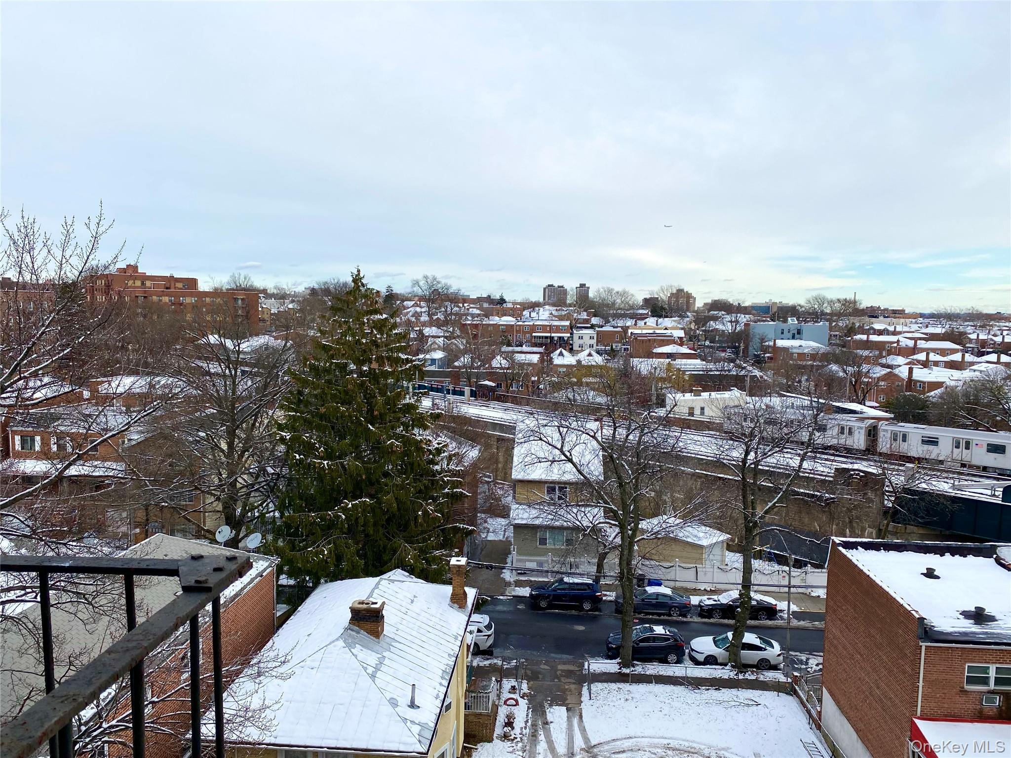 Homes for sale in New York, NY | 2080 Barnes Ave #5B, New York, NY 10462 | MLS# H6313924