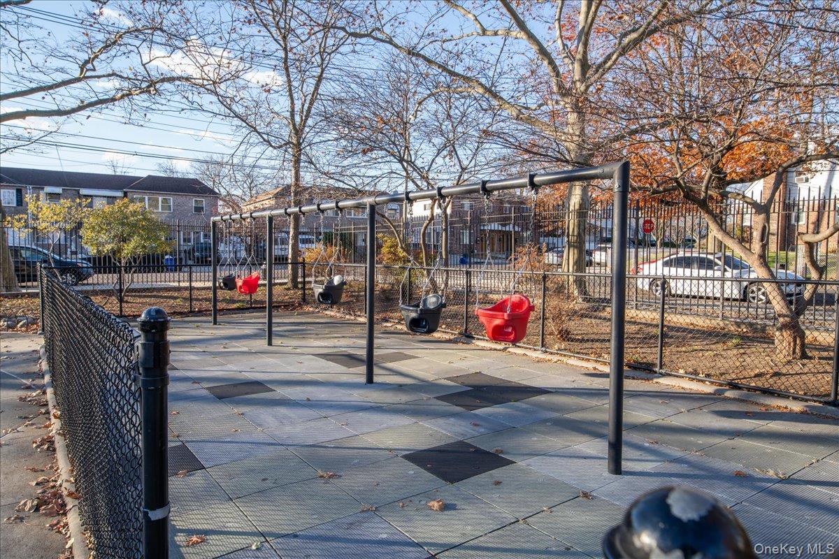 5th image of 139-16 219Th, Laurelton, NY 11413 | MLS# 804137