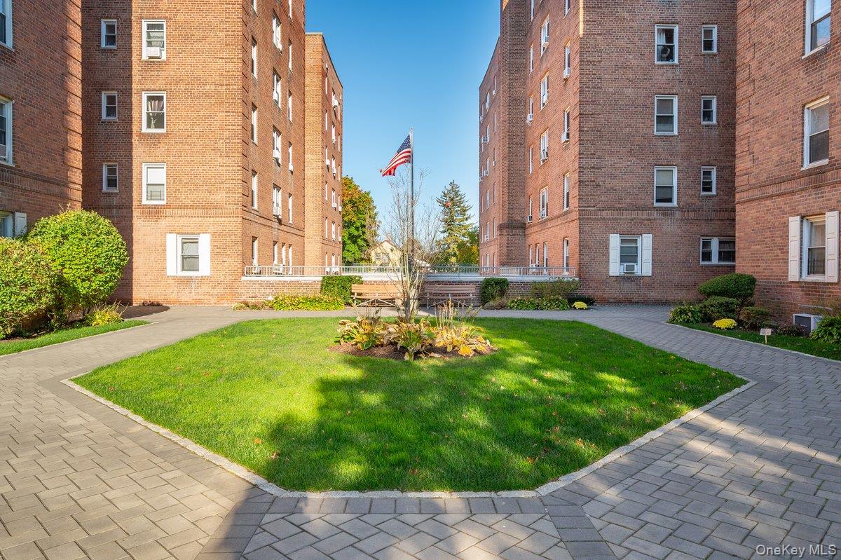 2nd image of 60 Locust Ave #604A, New Rochelle, NY 10801 | MLS# 831343
