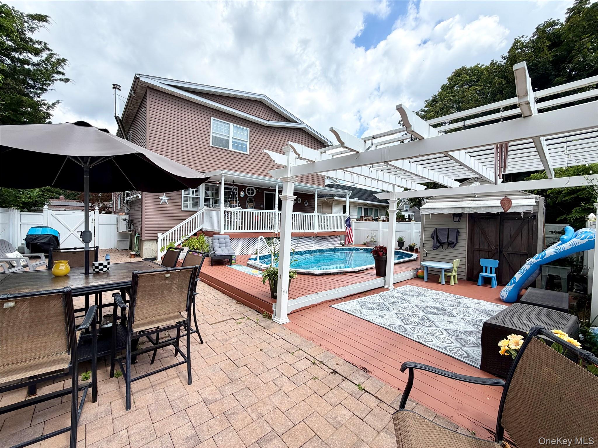 3rd image of 55 Willow Ln, Babylon, NY 11757 | MLS# 840531