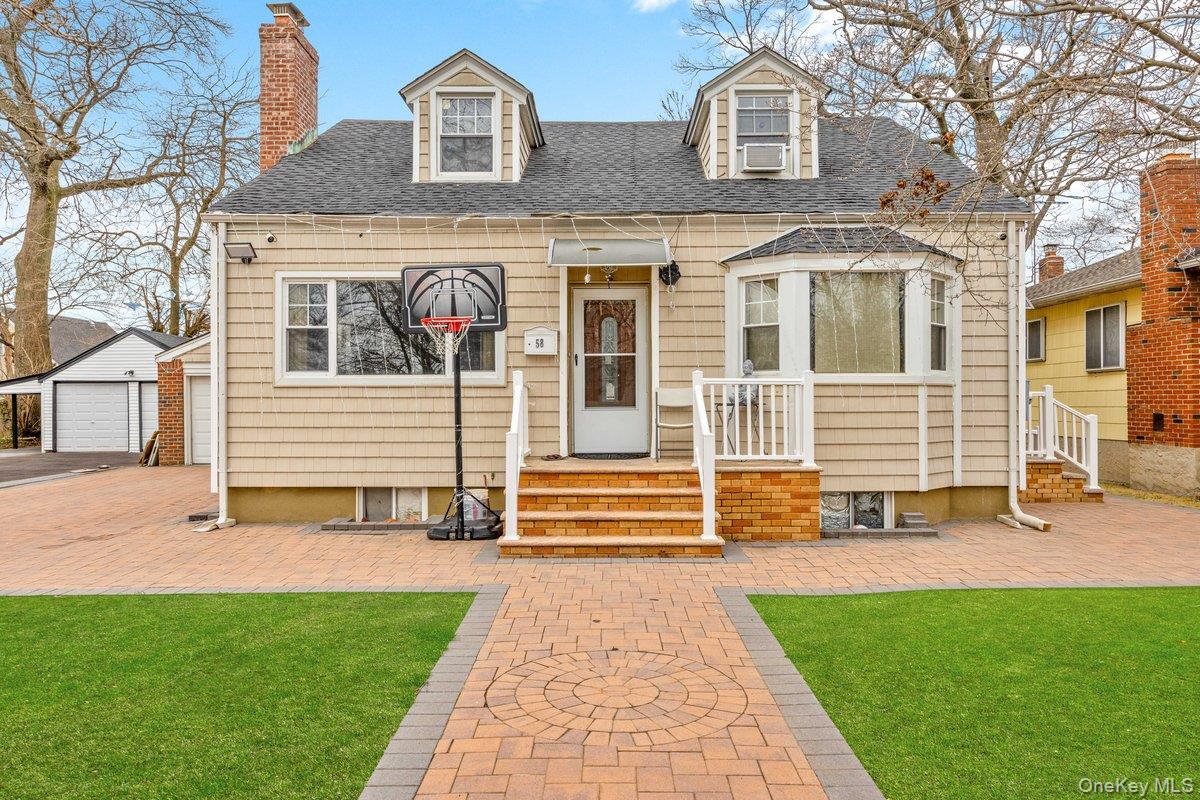 Homes for sale in Hempstead, NY | 58 Camdike St, Hempstead, NY 11580 | MLS# 841840
