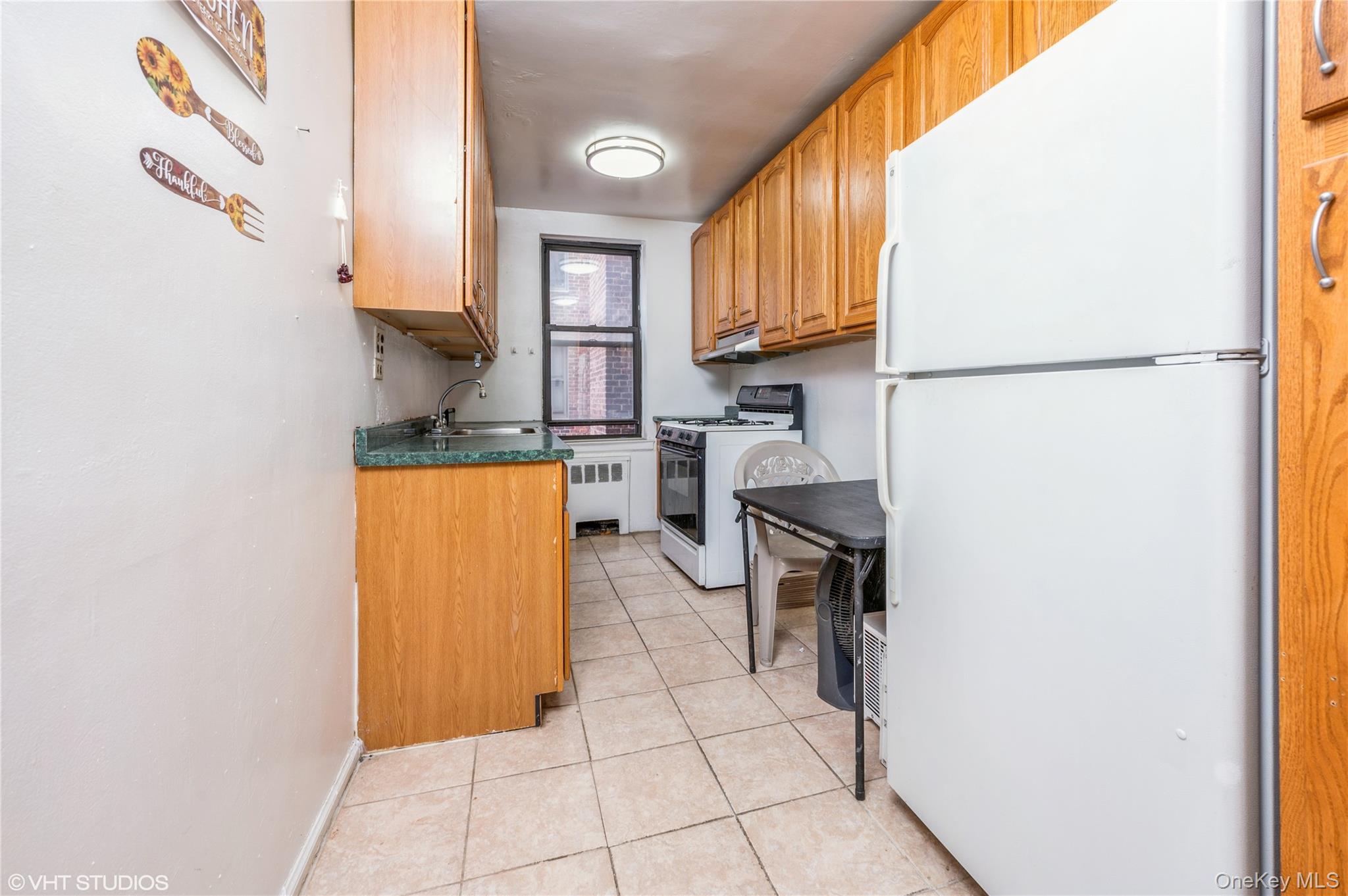 Homes for sale in New York, NY | 745 E 231 St #4A, New York, NY 10466 | MLS# 844962