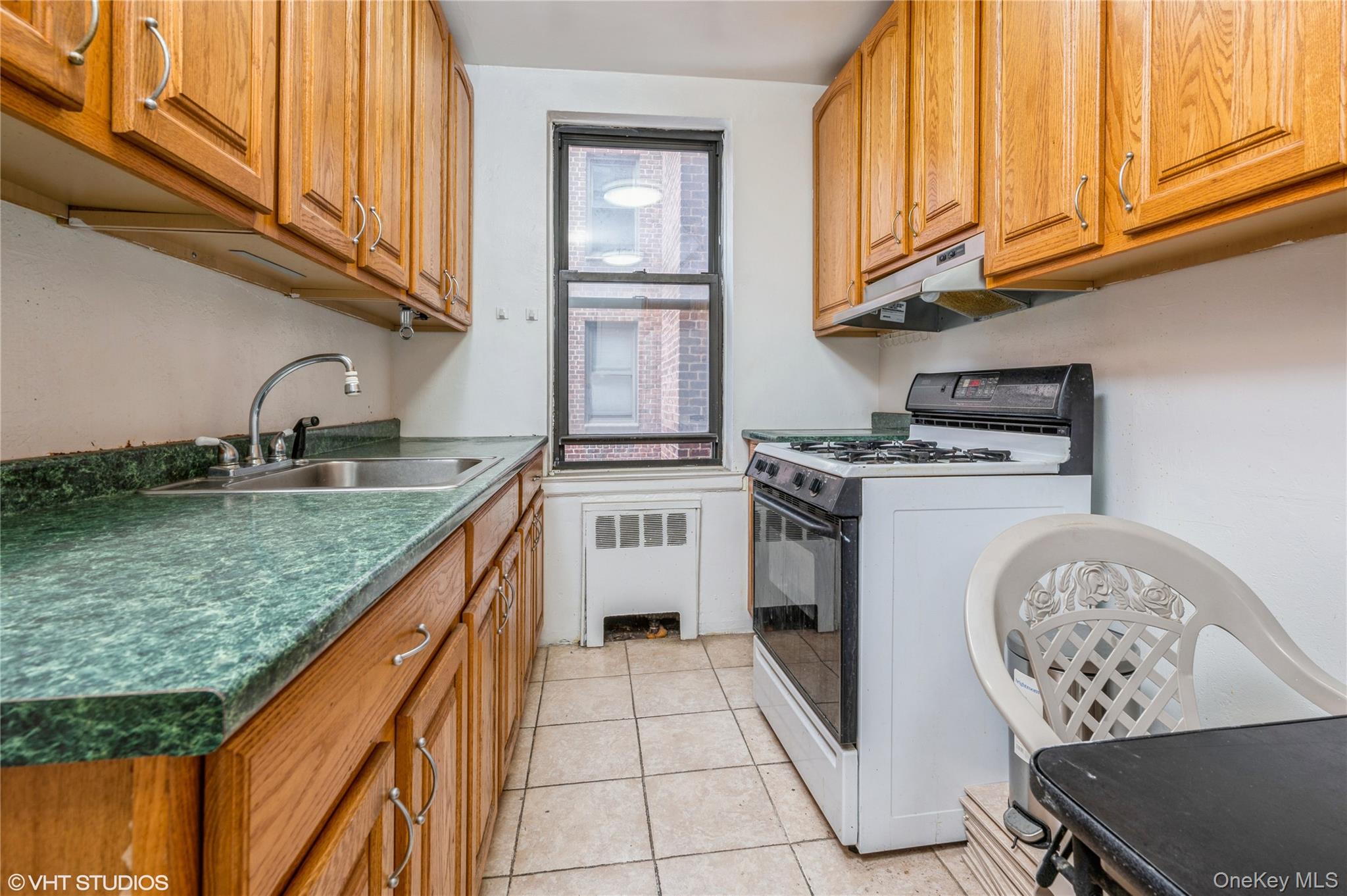 Homes for sale in New York, NY | 745 E 231 St #4A, New York, NY 10466 | MLS# 844962