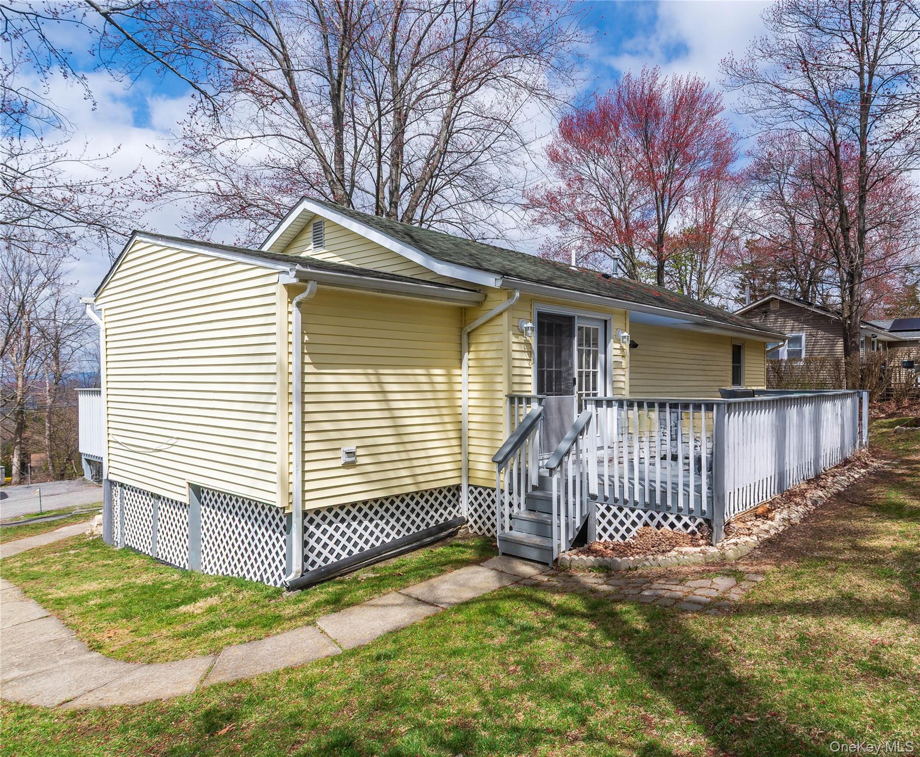 Homes for sale in Blooming Grove, NY | 22 Woodycrest Trl, Blooming Grove, NY 10950 | MLS# 847092