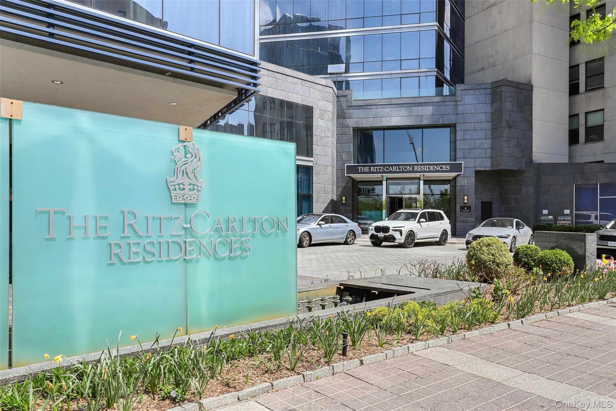 Homes for sale in White Plains, NY | 1 Renaissance Sq #26F, White Plains, NY 10601 | MLS# 848398